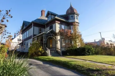 474 S Main St, Woonsocket, RI 02895 photo 3