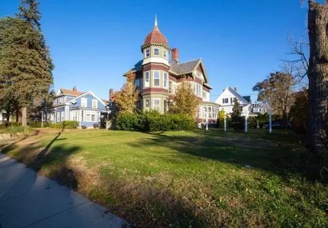 474 S Main St, Woonsocket, RI 02895 photo 24