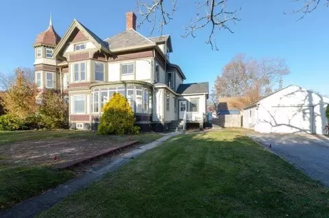 474 S Main St, Woonsocket, RI 02895 photo 25