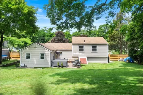 44 Shenandoah Rd, Warwick, RI 02886 photo 35
