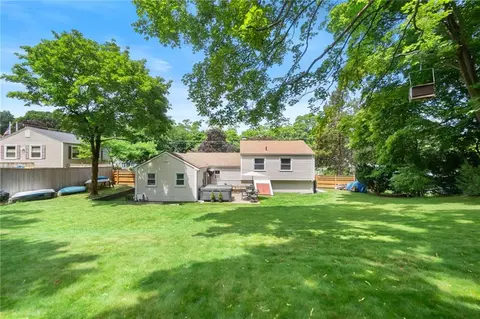 44 Shenandoah Rd, Warwick, RI 02886 photo 36