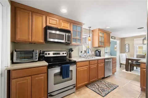 44 Shenandoah Rd, Warwick, RI 02886 photo 12