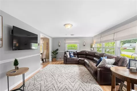 44 Shenandoah Rd, Warwick, RI 02886 photo 17