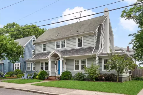 30 Cooke St, Pawtucket, RI 02860