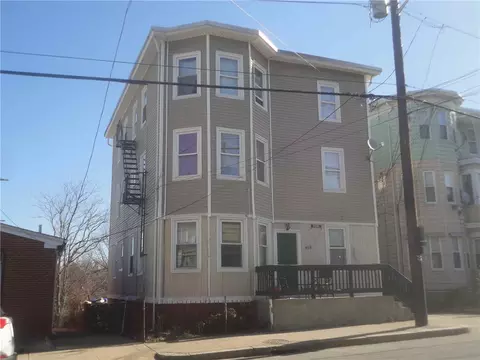 623 Douglas Ave, Providence, RI 02908