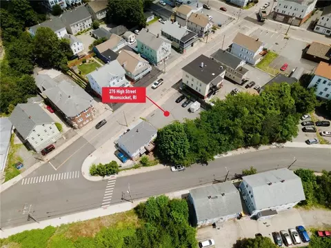 276 High St, Woonsocket, RI 02895