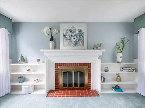 81 Deborah Rd, Warwick, RI 02888 photo 6