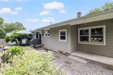 75 Winthrop Rd, Warwick, RI 02888 photo 38