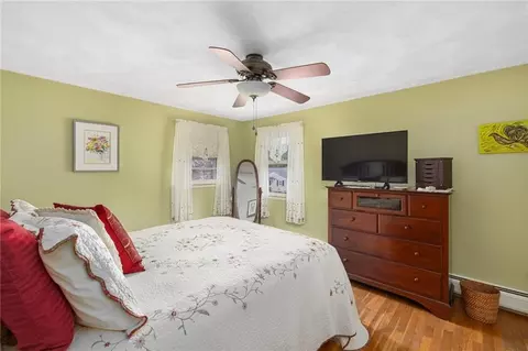 75 Winthrop Rd, Warwick, RI 02888 photo 16
