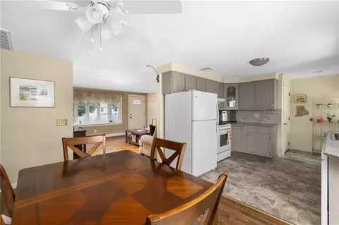 75 Winthrop Rd, Warwick, RI 02888 photo 7