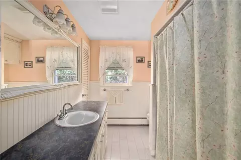 75 Winthrop Rd, Warwick, RI 02888 photo 22