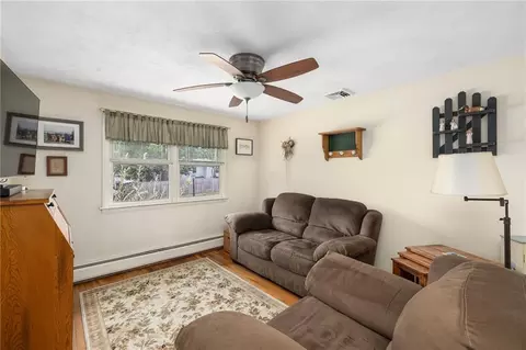 75 Winthrop Rd, Warwick, RI 02888 photo 20