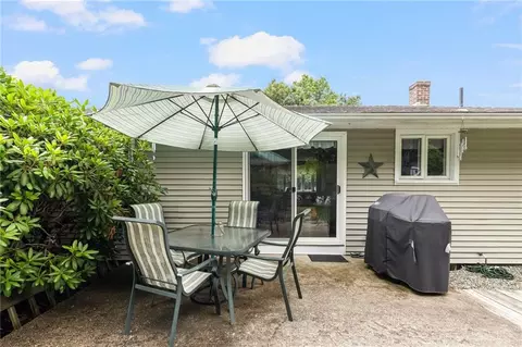 75 Winthrop Rd, Warwick, RI 02888 photo 37