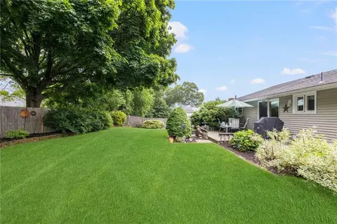 75 Winthrop Rd, Warwick, RI 02888 photo 29