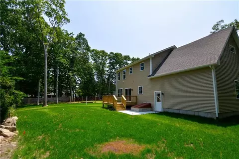 2 Tomahawk Ct, Warwick, RI 02886 photo 15