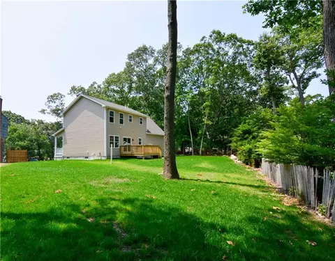 2 Tomahawk Ct, Warwick, RI 02886 photo 14