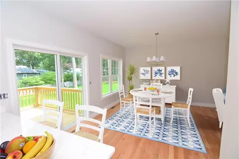 2 Tomahawk Ct, Warwick, RI 02886 photo 5