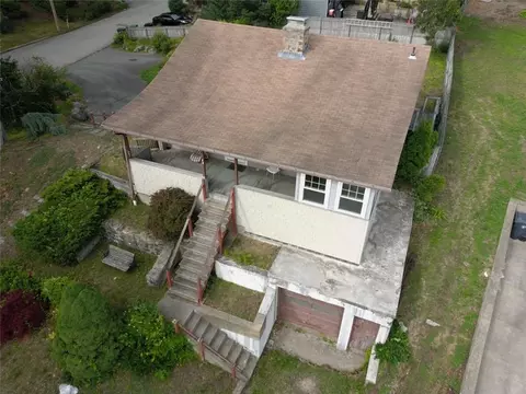 74 Edgewater Dr, Warwick, RI 02889 photo 7