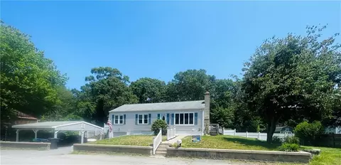 91 Melrose Ave, Warwick, RI 02889
