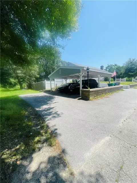 91 Melrose Ave, Warwick, RI 02889 photo 4