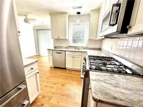 29 Captains Dr, Westerly, RI 02891 photo 16