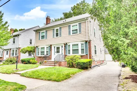 110 Savoy St, Providence, RI 02906
