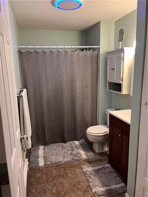 18 Apache Dr #F, Westerly, RI 02891 photo 10