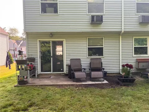 18 Apache Dr #F, Westerly, RI 02891 photo 12