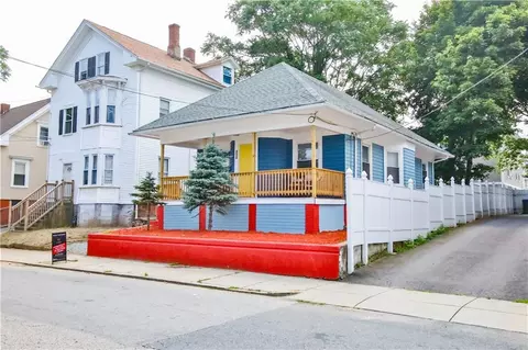 161 Ocean St, Providence, RI 02905