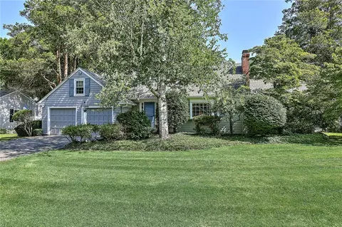 29 Lee Rd, Barrington, RI 02806