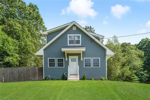 114 Mount Pleasant Rd, North Smithfield, RI 02896