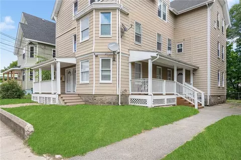 995 Social St, Woonsocket, RI 02895 photo 2