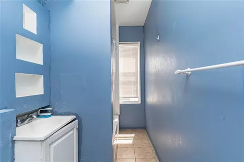 995 Social St, Woonsocket, RI 02895 photo 34
