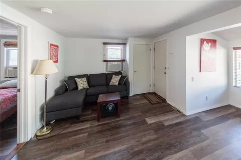 13 Danforth St, Warwick, RI 02888 photo 4