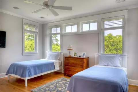 4 Ledge Rd, Bristol, RI 02809 photo 36