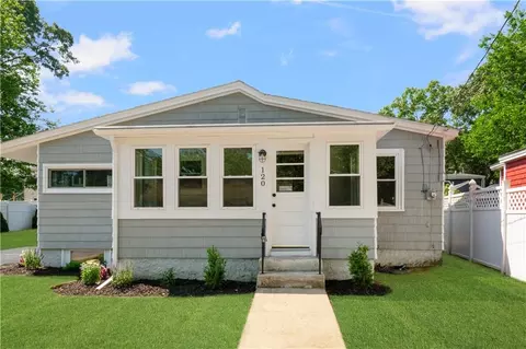 120 Northup St, Warwick, RI 02889