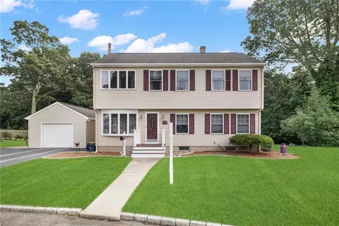 5 Wilshire Way, Coventry, RI 02816