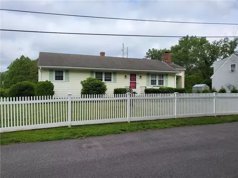 14 Ashel St, Westerly, RI 02891 photo 1