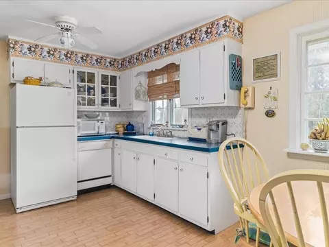 14 Ashel St, Westerly, RI 02891 photo 10