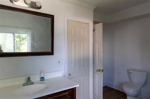 90 Lisbon St, Fall River, MA 02724 photo 9