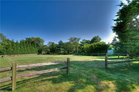 0 Rockland Dr, South Kingstown, RI 02879