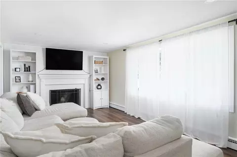 34 Flagg Ave, Warwick, RI 02886 photo 8
