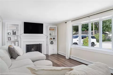 34 Flagg Ave, Warwick, RI 02886 photo 10