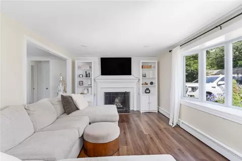 34 Flagg Ave, Warwick, RI 02886 photo 11