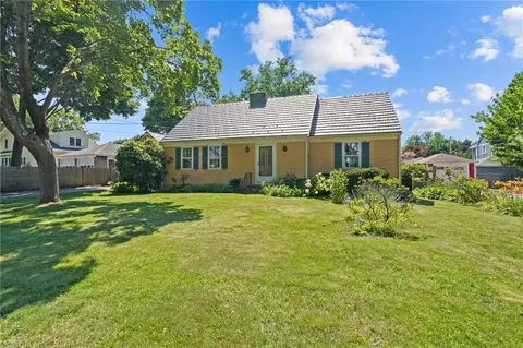 21 Lawrence Ave, Warwick, RI 02888