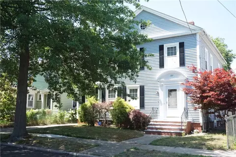 237 Warrington St, Providence, RI 02907
