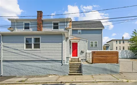 13 Greeley St, Providence, RI 02904