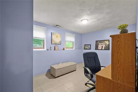 37 Laurel Dr, Glocester, RI 02814 photo 18