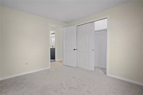 70 Adrian St, Warwick, RI 02886 photo 17