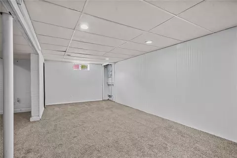 70 Adrian St, Warwick, RI 02886 photo 26